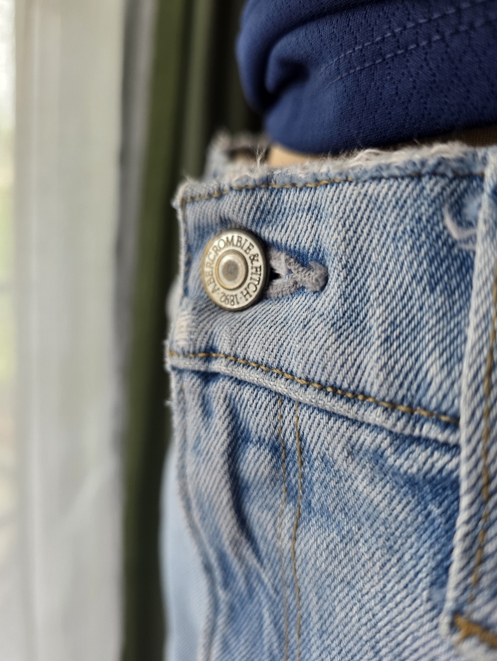 Abercrombie & Fitch The ’90s Relaxed Jean High Rise Size US 4 / 27W - Picture 10 of 11